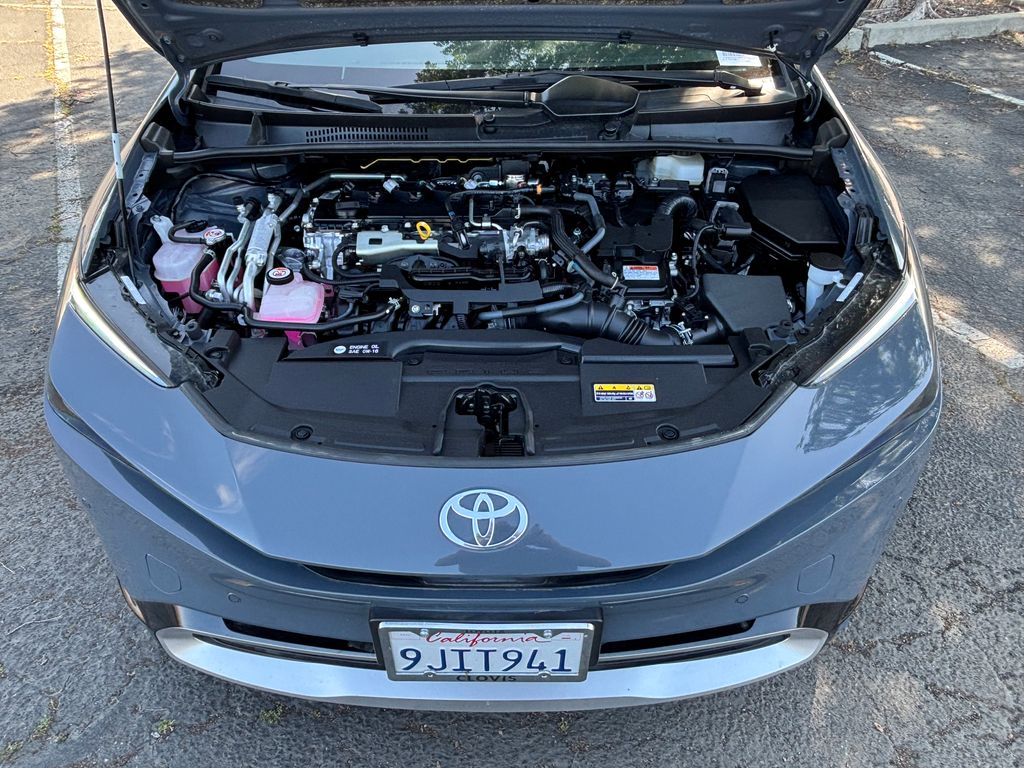 Thumbnail: 2023 Toyota Prius Prime - 30