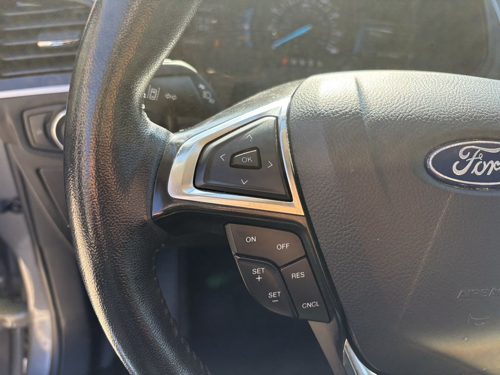 2024 Ford Edge SEL Gray at North Houston Mitsubishi