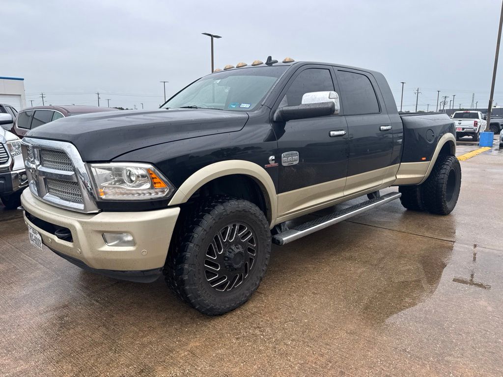 Brilliant Black Crystal Pearlcoat 2016 RAM 3500 Pickup Truck Four-Wheel Drive 6-Speed Automatic