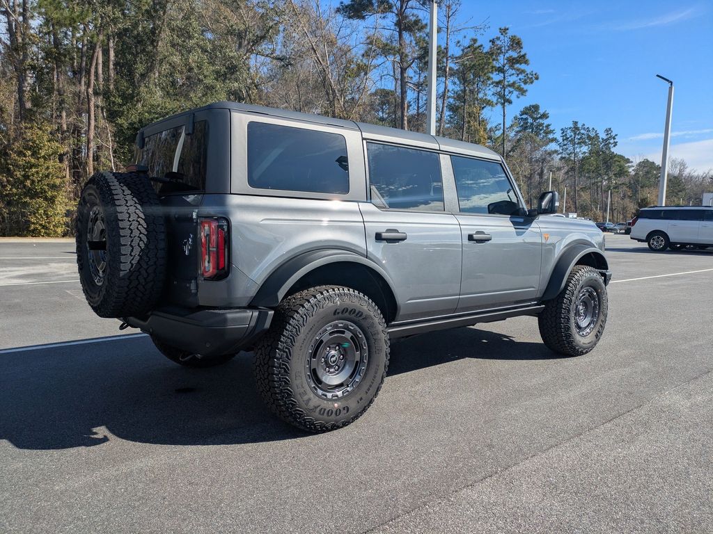 2025 Ford Bronco Badlands