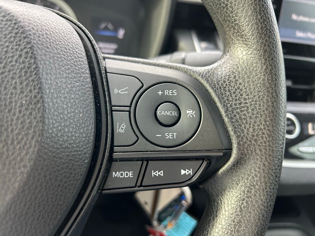 Thumbnail: 2022 Toyota Corolla - 18