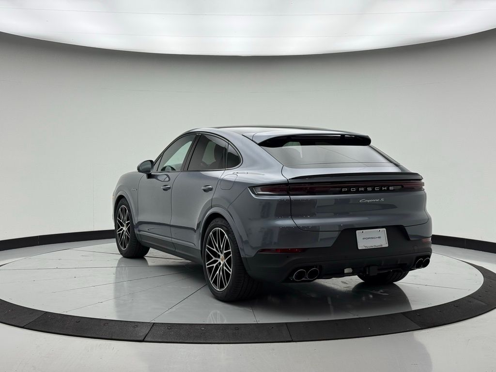 Thumbnail: 2026 Porsche  - 3