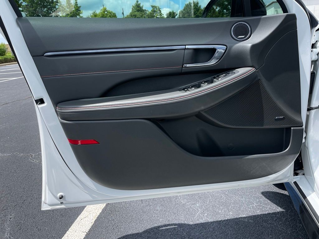 Thumbnail: 2022 Hyundai Sonata - 24