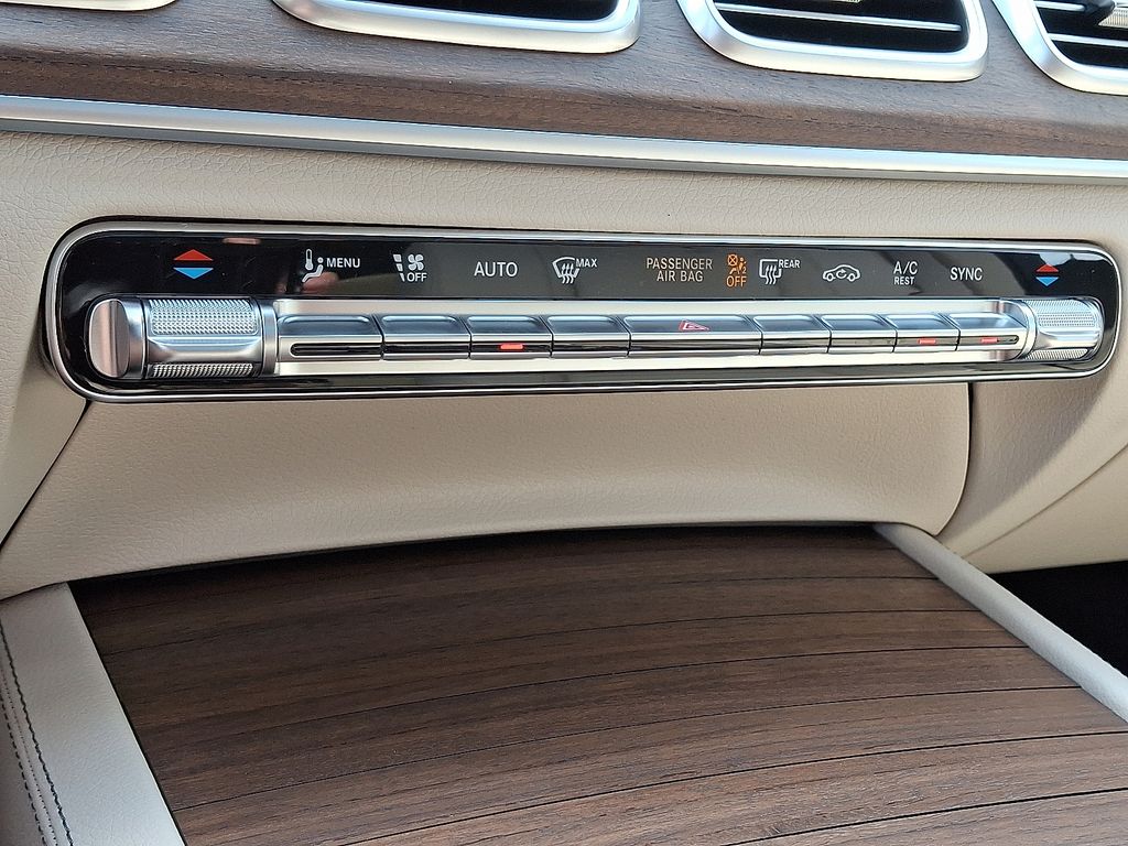 Thumbnail: 2026 Mercedes-Benz GLE - 13