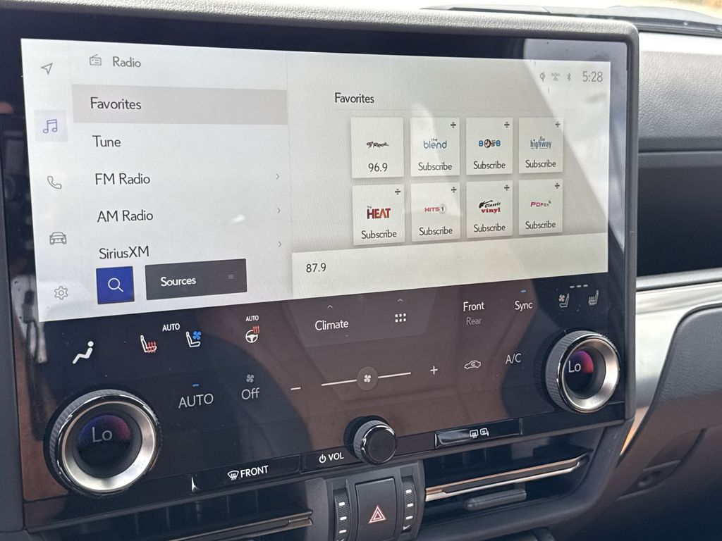 Thumbnail: 2024 Lexus GX - 23