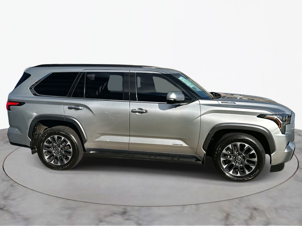 Thumbnail: 2023 Toyota Sequoia - 8