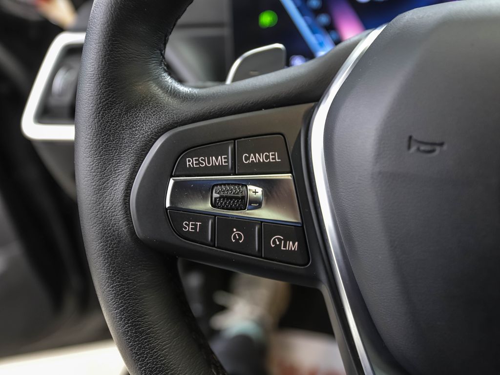 Thumbnail: 2023 BMW 3 Series - 12