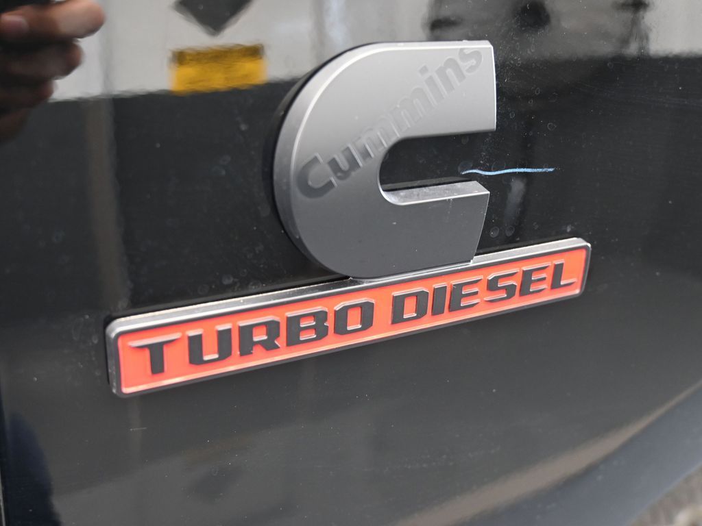 New 2026 Diamond Black Crystal Pearlcoat Ram Tradesman image 42