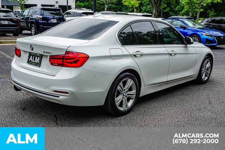 Used 2018 White BMW 330i image 6