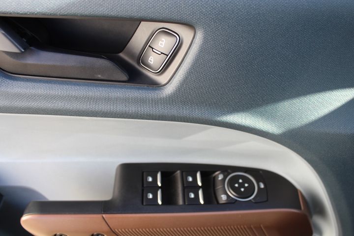 Used Car 2022 Ford Maverick  Lariat For Sale Under $30,000 In Georgetown, Texas