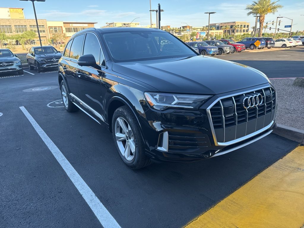 Thumbnail: 2023 Audi Q7 - 3