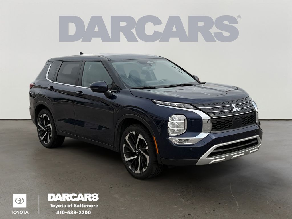 Black 2024 Mitsubishi Outlander SUV / Crossover All-Wheel Drive Continuously Variable Transmission