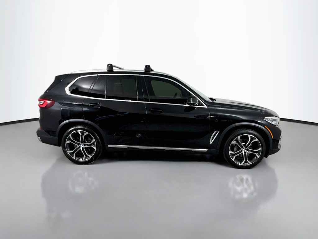 Thumbnail: 2023 BMW X5 - 4