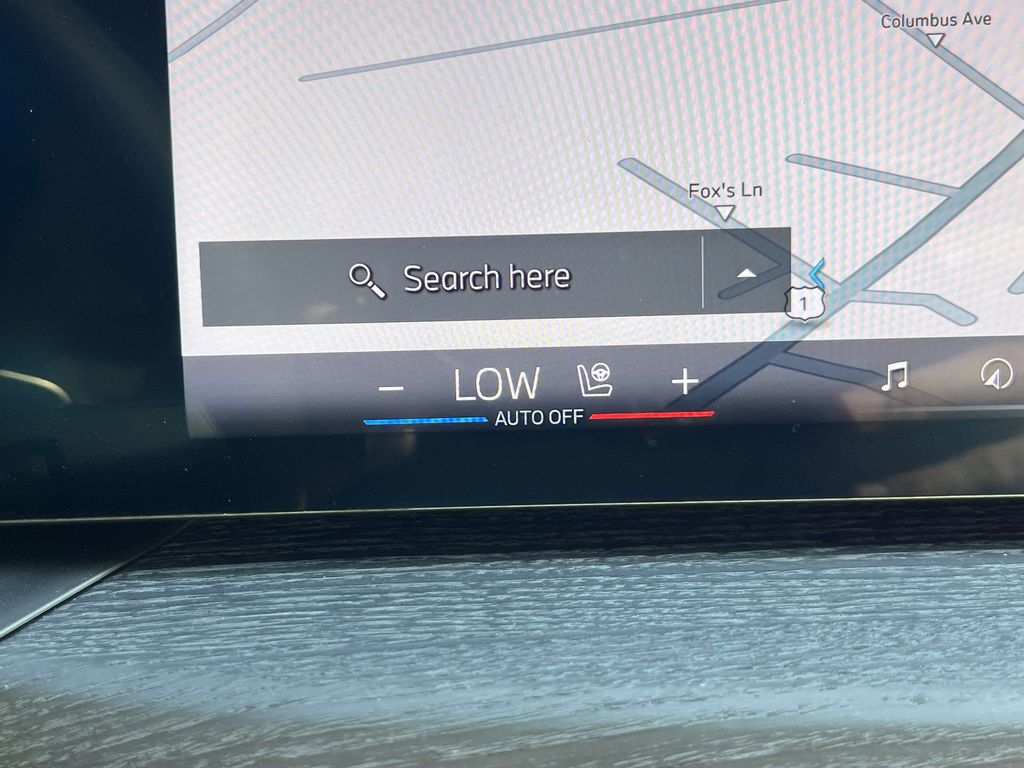 Thumbnail: 2025 BMW 3 Series - 19