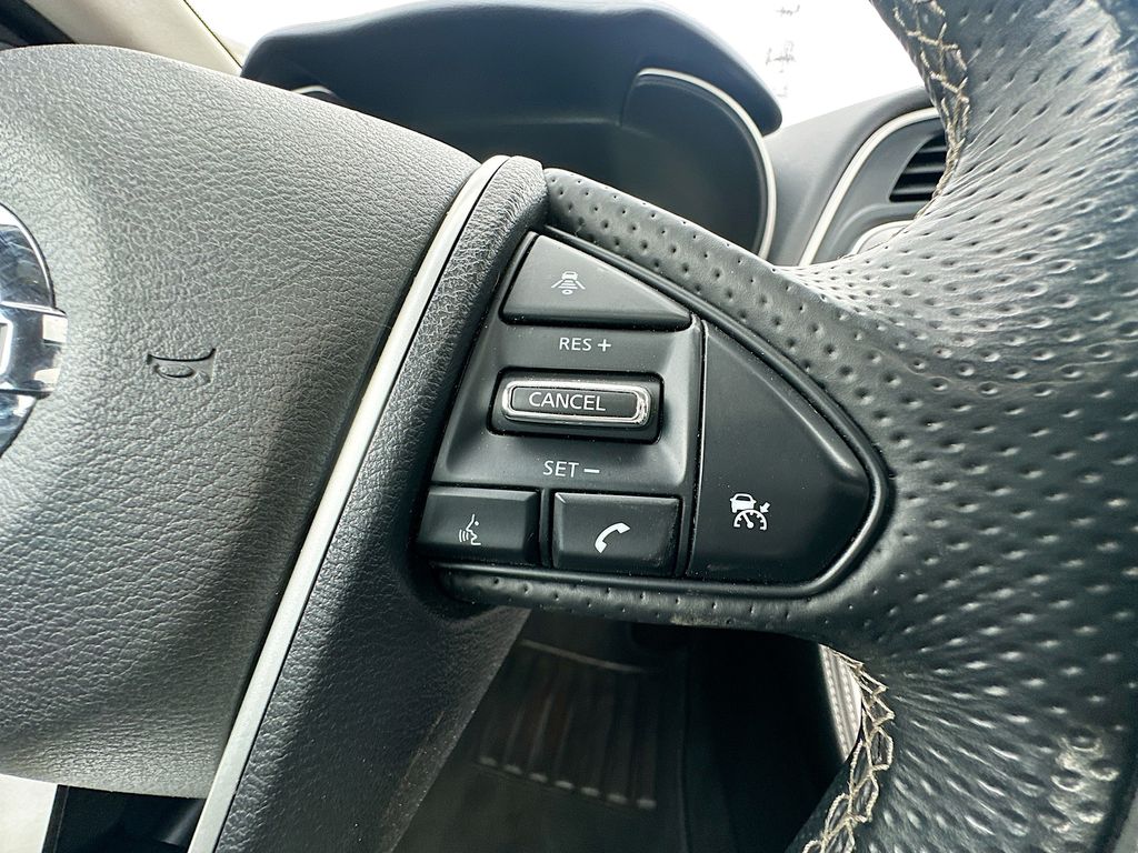 Used 2021 Blue Nissan Platinum image 36
