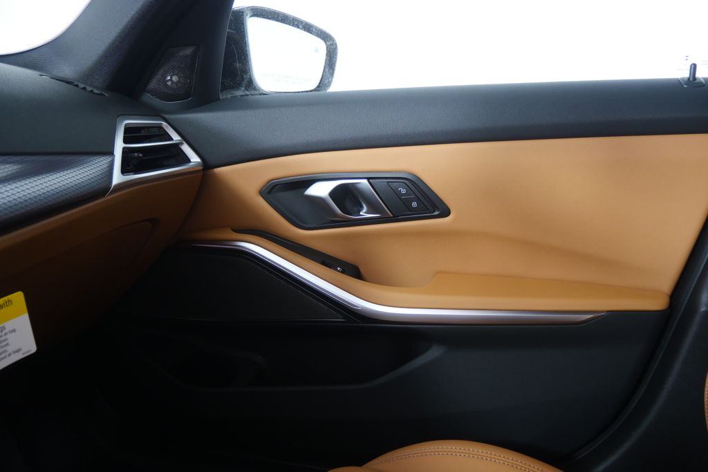 Thumbnail: 2026 BMW 3 Series - 23