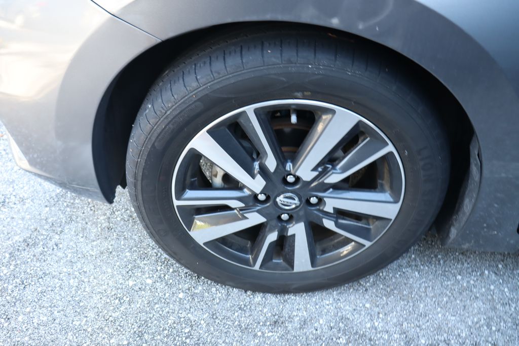 Thumbnail: 2021 Nissan Versa - 4