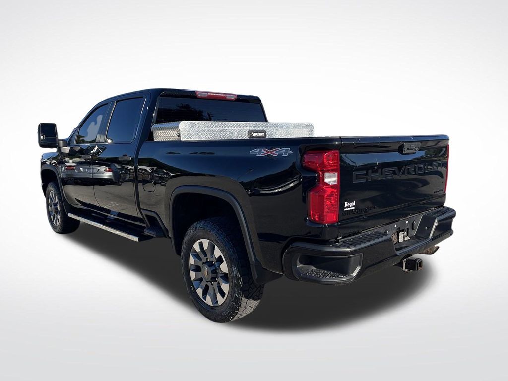 2023 Chevrolet Silverado 2500HD Custom 6