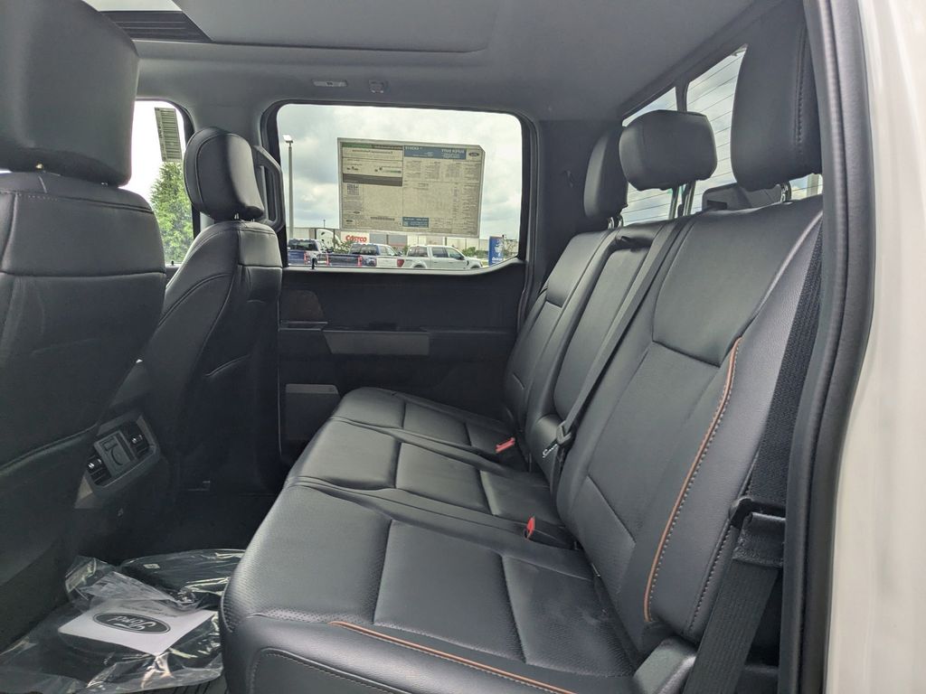2026 Ford F-350 Super Duty LARIAT
