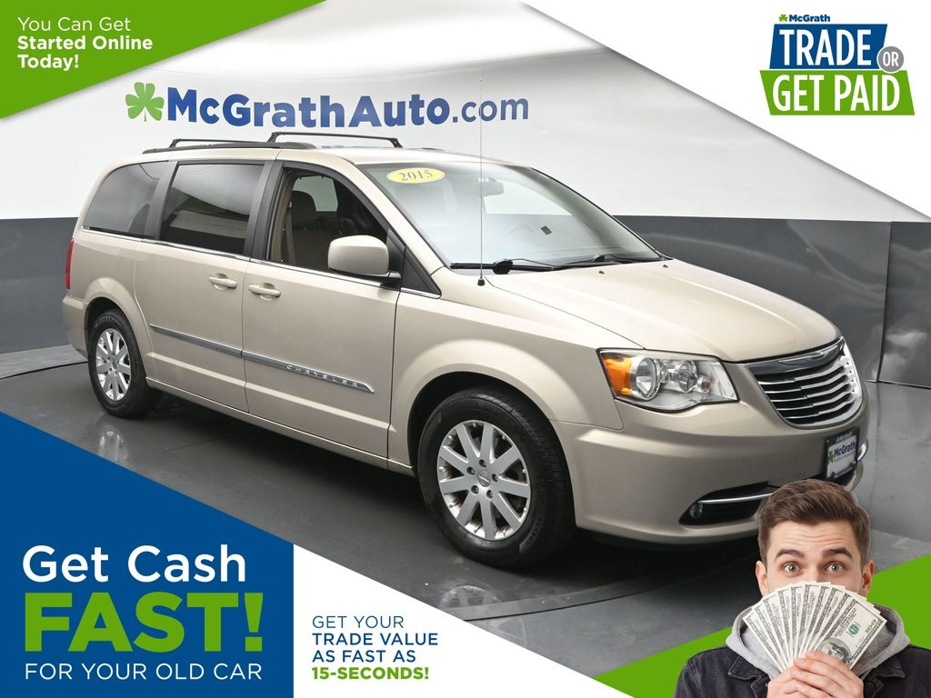 2015 Chrysler Town & Country Touring FWD