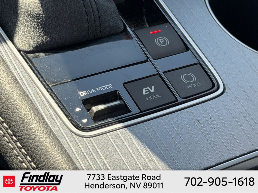 Used 2025 Toyota Sienna Van