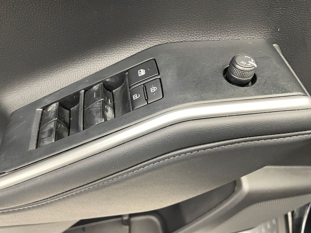 2022 Toyota Highlander LE 10