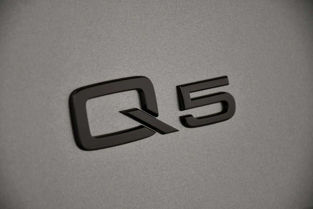 2025 Audi Q5  9