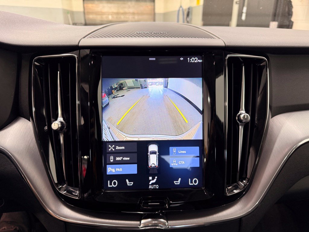 Thumbnail: 2020 Volvo XC60 - 17