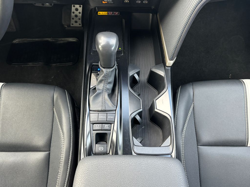 Thumbnail: 2025 Toyota Camry - 17