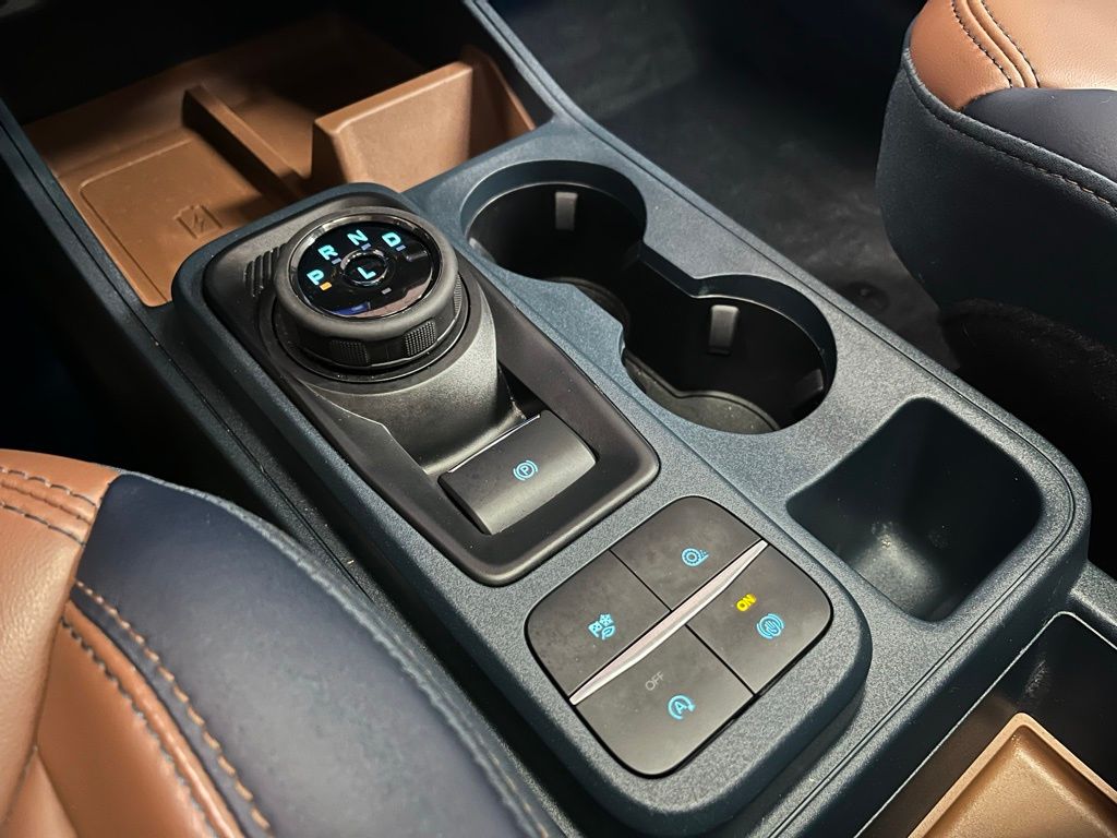 2024 Ford Maverick Lariat photo 8