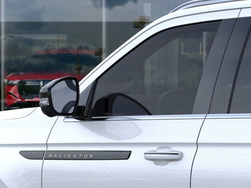 Thumbnail: 2026 Lincoln Navigator L - 20