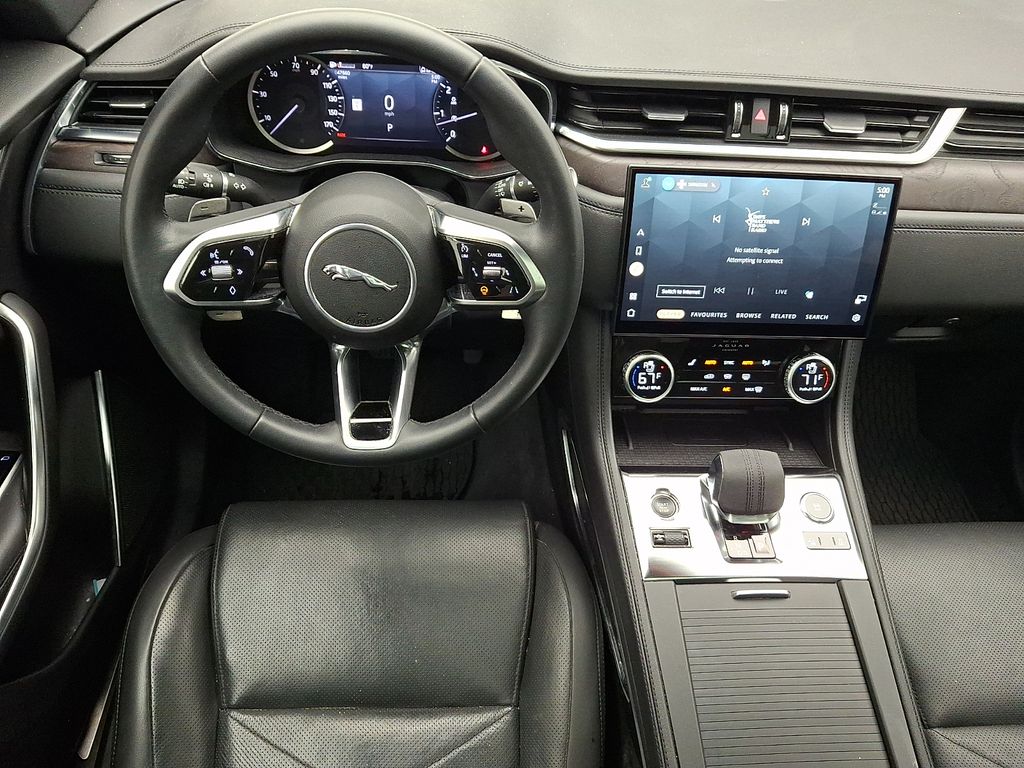 Thumbnail: 2023 Jaguar F-Pace - 12
