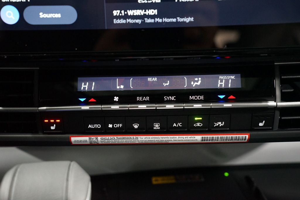 Thumbnail: 2026 Toyota Sienna - 20