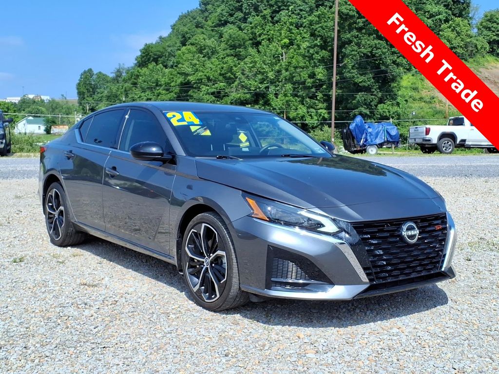 Gray (Gun Metallic) 2024 Nissan Altima Sedan All-Wheel Drive Continuously Variable Transmission