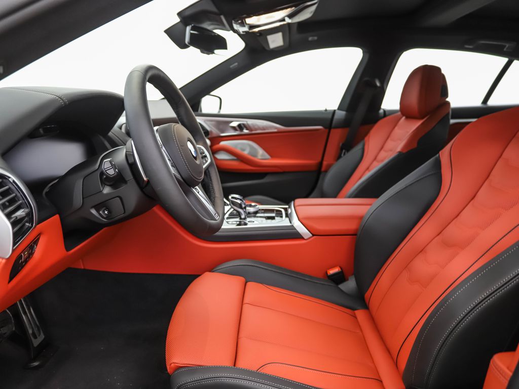 Thumbnail: 2026 BMW 8 Series - 11