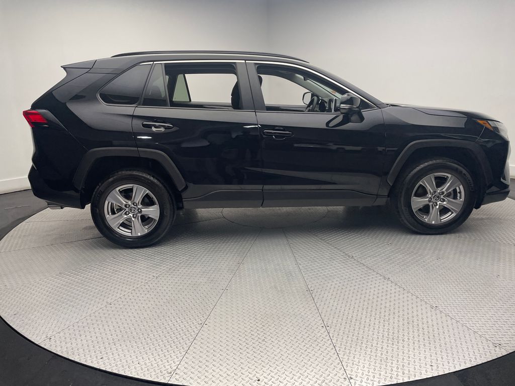 2024 Toyota RAV4 XLE 4