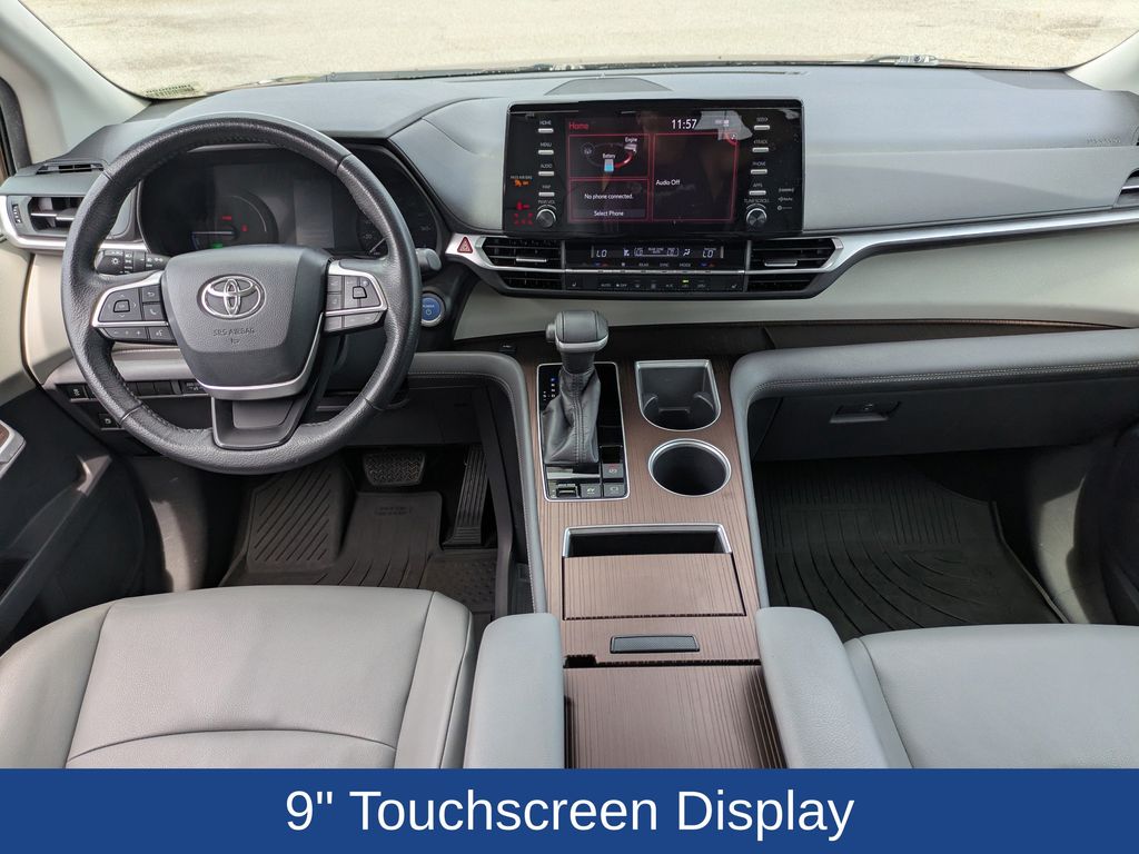 2021 Toyota Sienna XLE