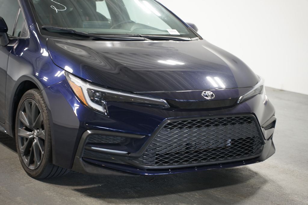 Thumbnail: 2023 Toyota Corolla - 4