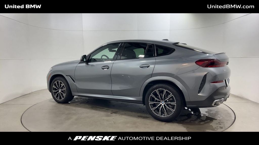 Thumbnail: 2024 BMW X6 - 6