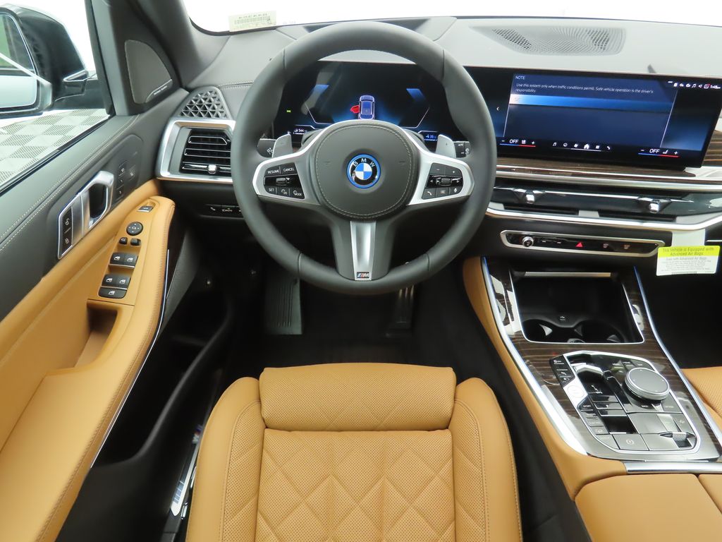 Thumbnail: 2026 BMW X5 - 10
