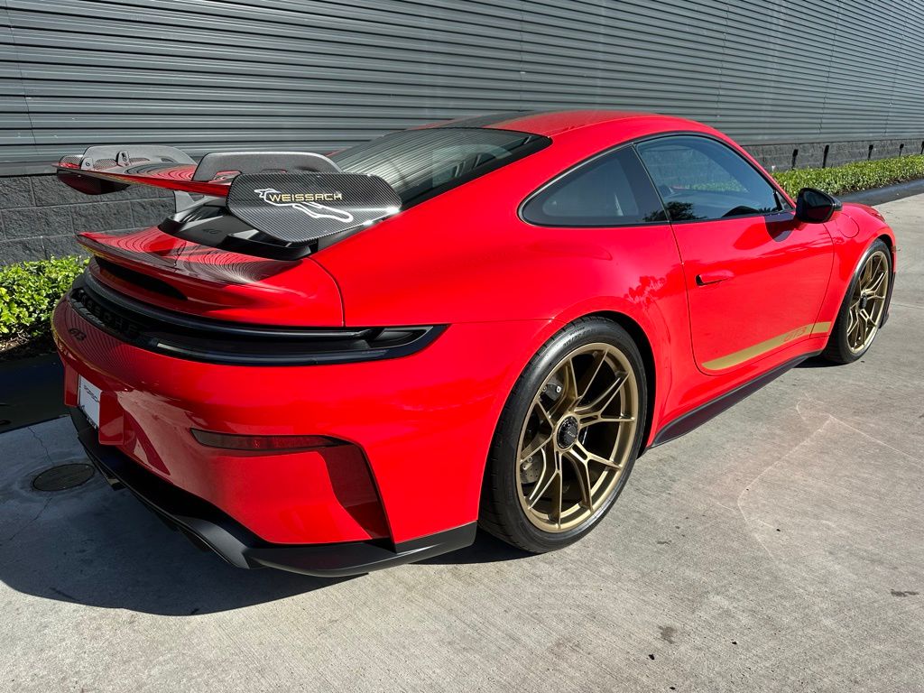 Thumbnail: 2026 Porsche 911 - 9