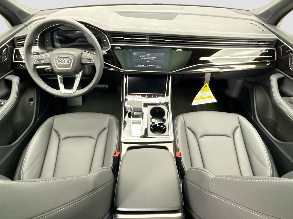 Thumbnail: 2026 Audi Q7 - 14