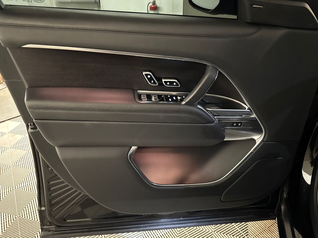 Used 2023 Black Land Rover SE image 14