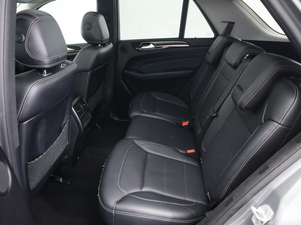 Thumbnail: 2014 Mercedes-Benz M-Class - 22