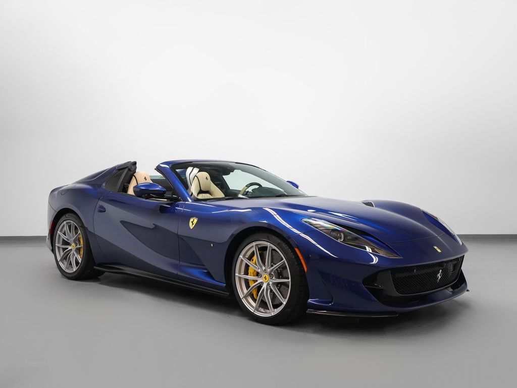 Blu Tour De France Metallic 2021 Ferrari 812 Convertible Rear-Wheel Drive 7-Speed Manual