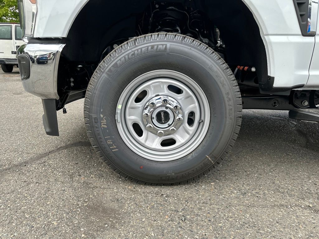 New 2026 Ford Super Duty F-250 SuperCab 8' Box XL