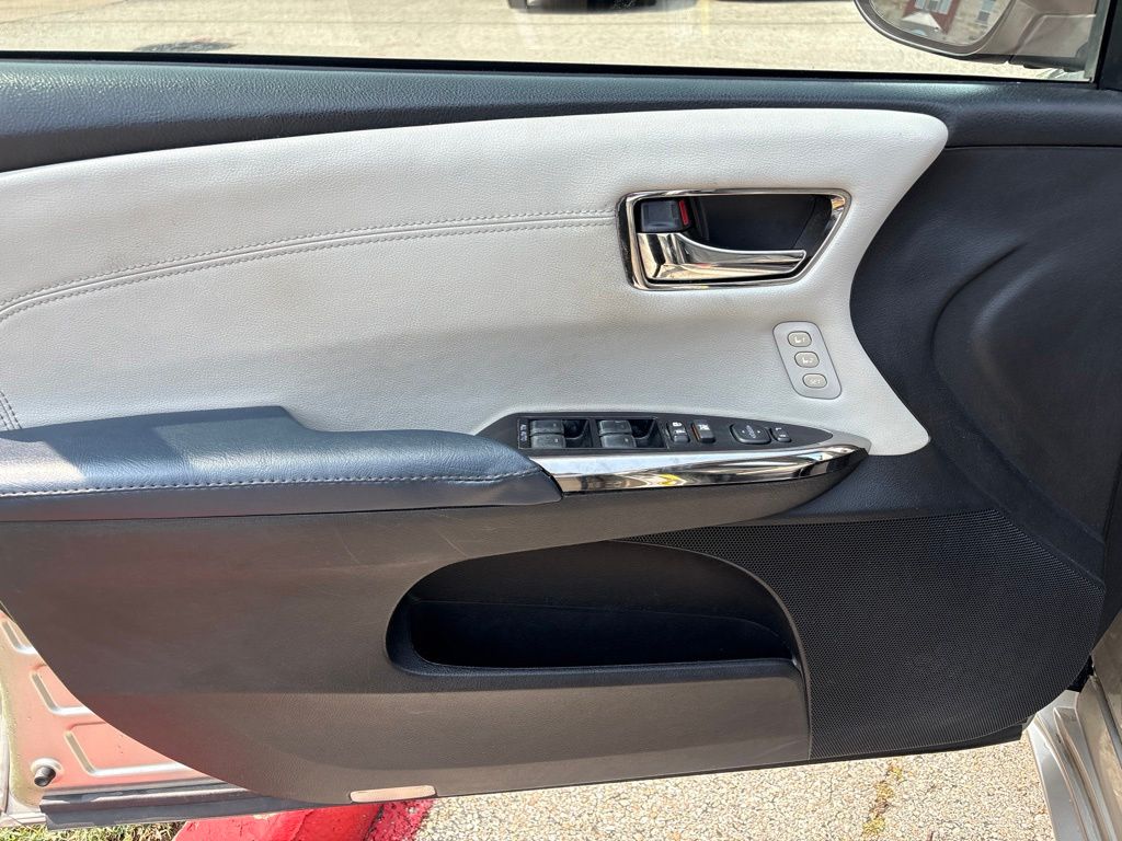 Thumbnail: 2014 Toyota Avalon - 12