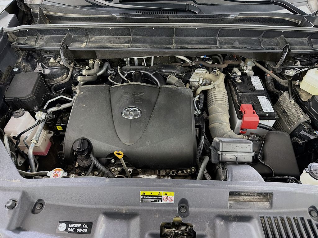 Used 2022 Toyota Highlander SUV