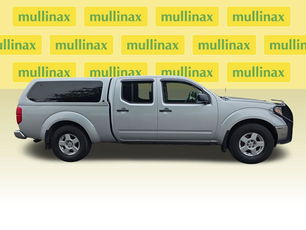 Radiant Silver 2008 Nissan Frontier SE Crew Cab 4WD Pickup Truck Four-Wheel Drive 6-Speed Manual Overdrive