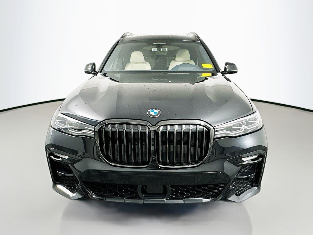 2022 BMW X7 xDrive40i 2